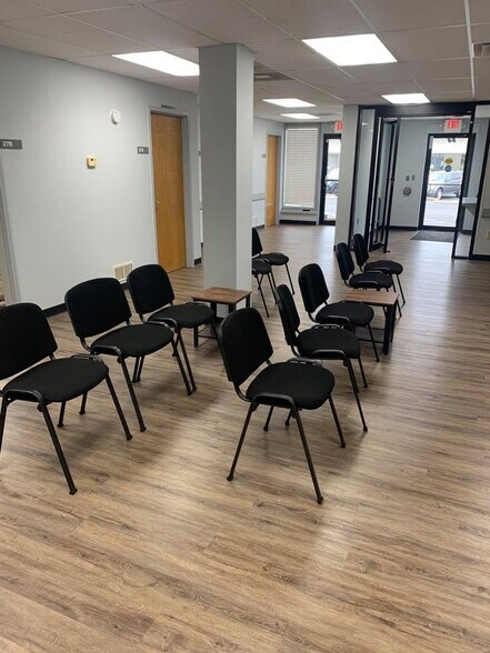 More Photos Of 6500 W Main St, Belleville Coworking Space