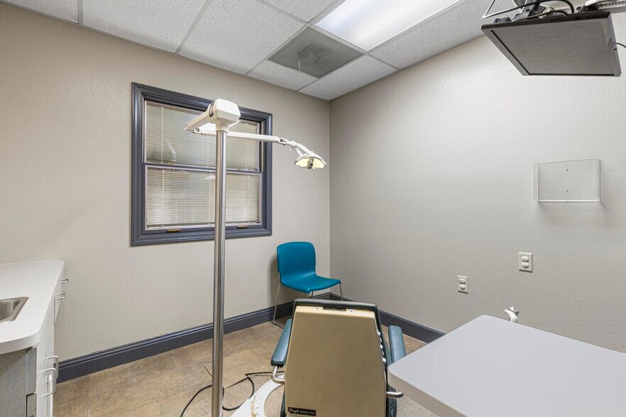 More Photos Of 1045 Live Oak Blvd, Yuba City Medical For Lease