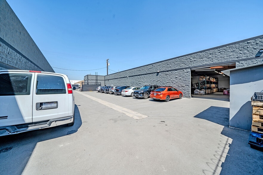 More Photos Of 5770 Anderson St, Vernon Manufacturing For Sale