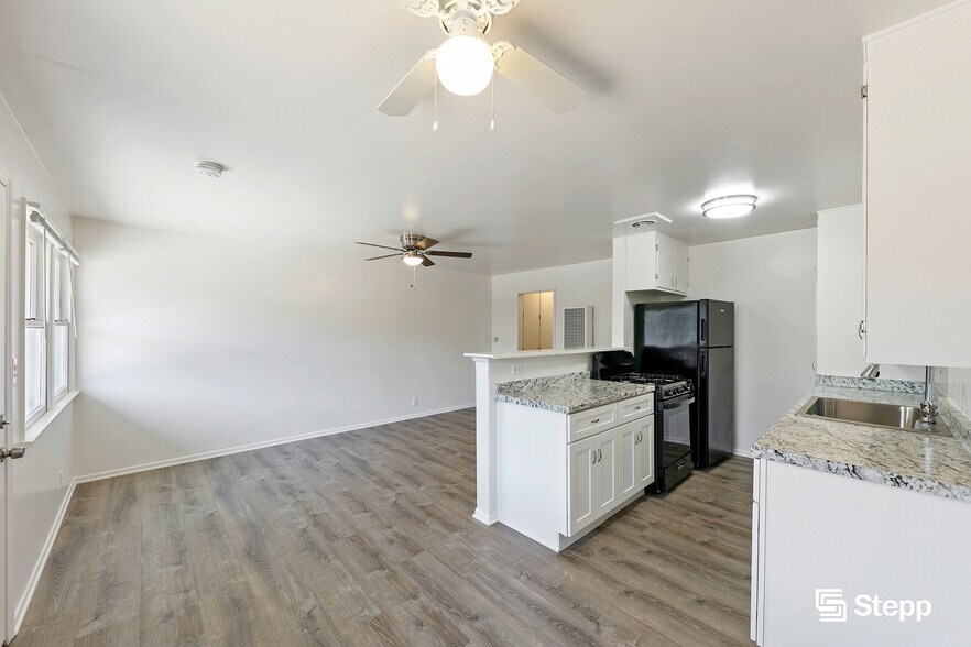 More Photos Of 1825 Stanley Ave, Signal Hill Apartments For Sale