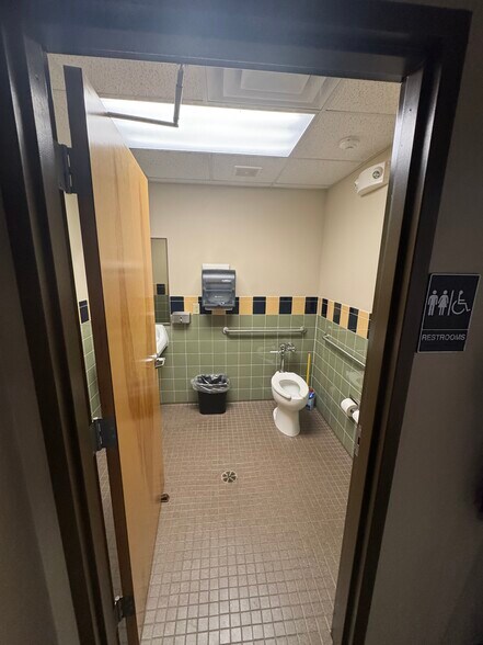 More Photos Of 6483 Transit Rd, East Amherst Medical For Lease