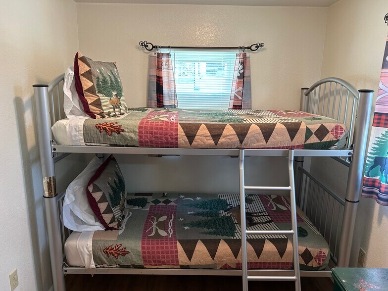 More Photos Of 141 County Road 851, Elizabeth Hotel For Sale