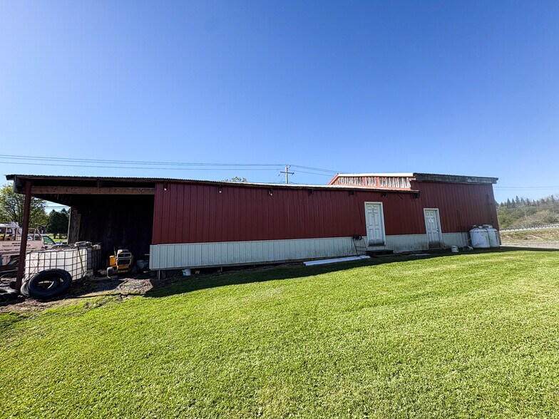 More Photos Of 3867 Seneca Tpke, Canastota Warehouse For Sale