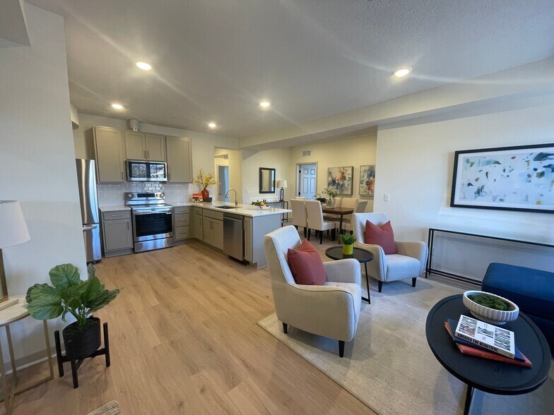 More Photos Of 814 6th St SE, Minneapolis Apartments For Sale