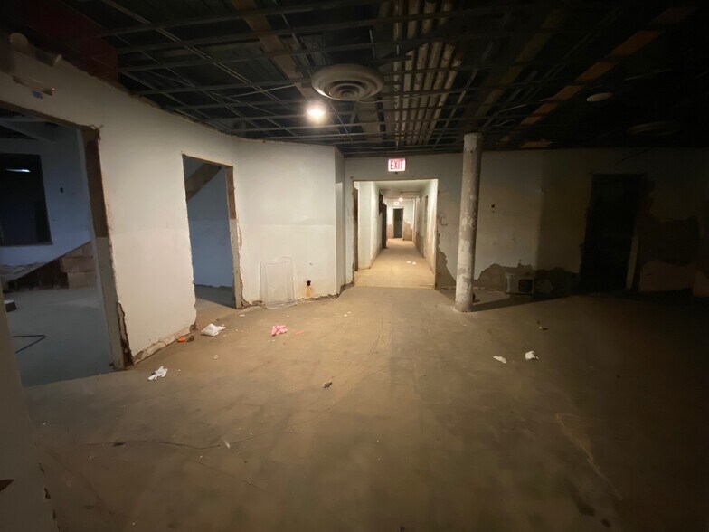 More Photos Of 5140 S Ashland Ave, Chicago Office For Sale