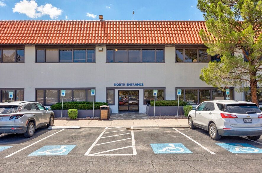 More Photos Of 7500 Viscount Blvd, El Paso Medical For Sale