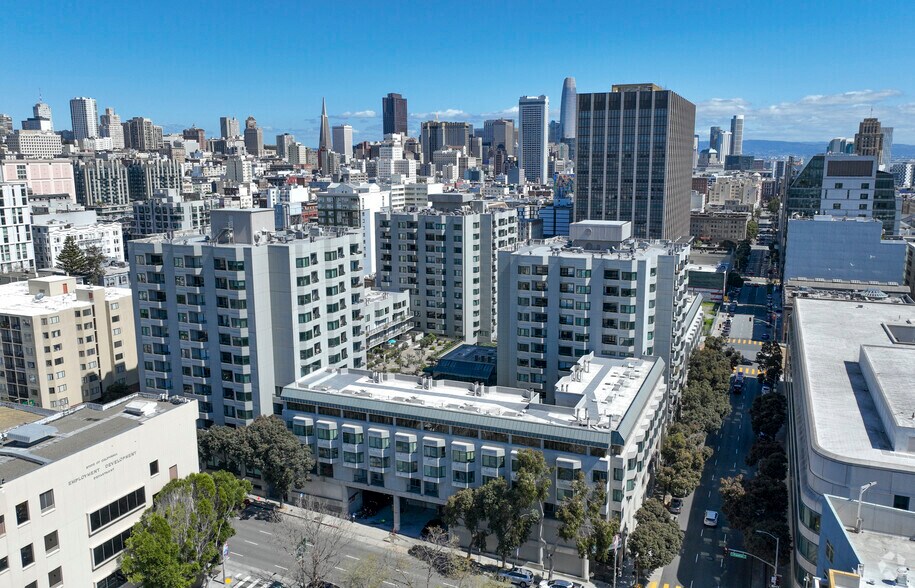 More Photos Of 601 Van Ness Ave, San Francisco Apartments For Lease