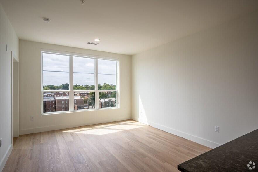 More Photos Of 2820-2828 W Broad St, Richmond Apartments For Lease