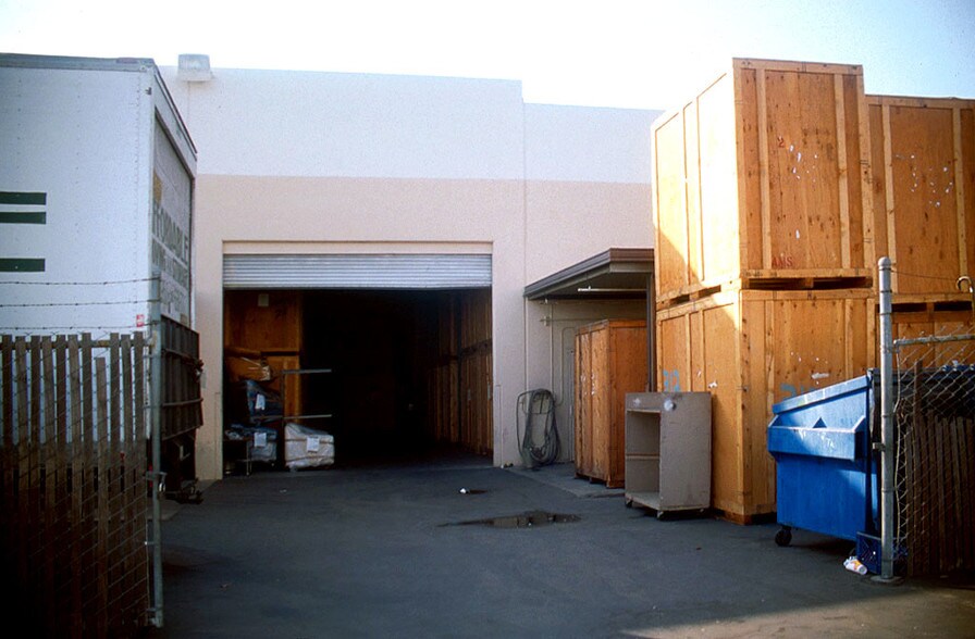 More Photos Of 12082 Western Ave, Garden Grove Manufacturing For Sale