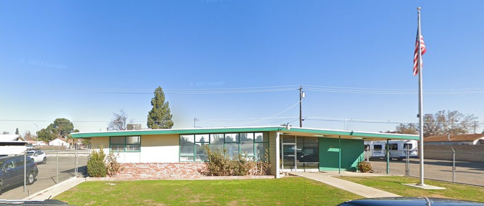 Primary Photo Of 214 Minner Ave, Bakersfield Medical For Sale