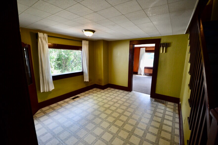 More Photos Of 1008 June St, Hood River Flex For Sale