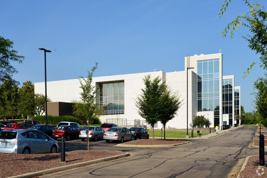More Photos Of 9797 Springboro Pike, Dayton Office For Lease