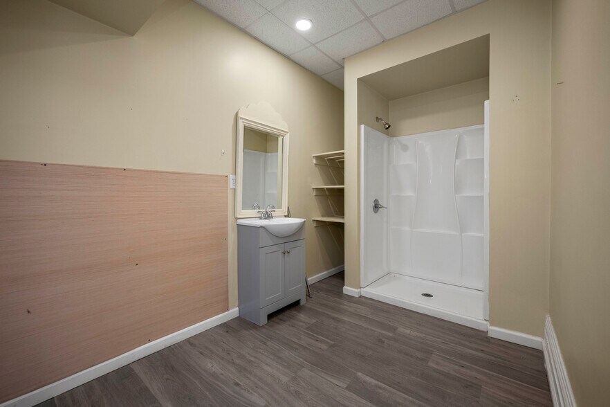 More Photos Of 217-221 S Main St, Cynthiana Apartments For Sale
