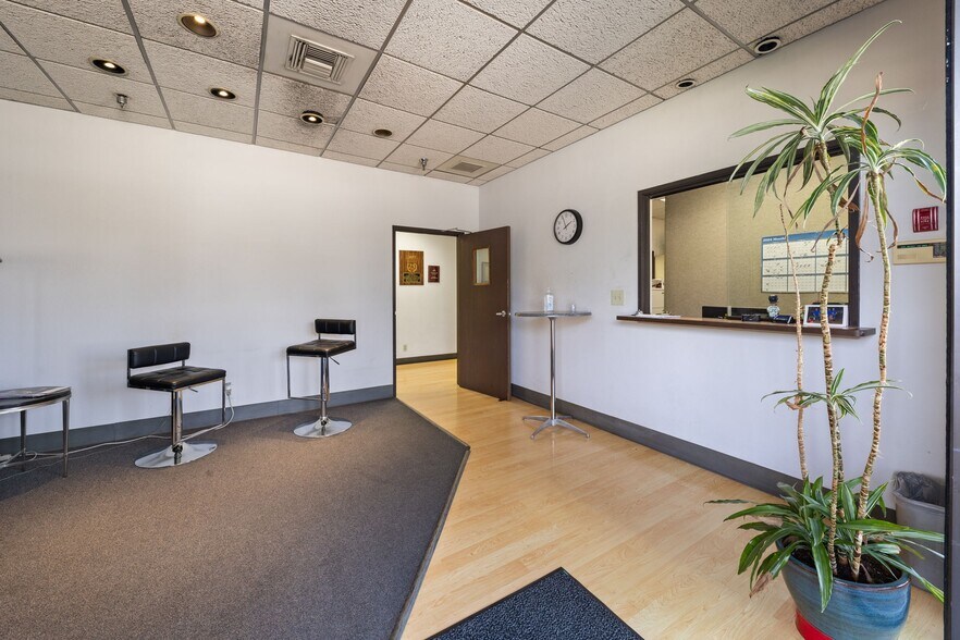 More Photos Of 1930 S Parco Ave, Ontario Industrial For Sale