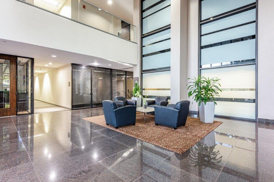 More Photos Of 4301 Westbank Dr, Austin Unknown For Lease