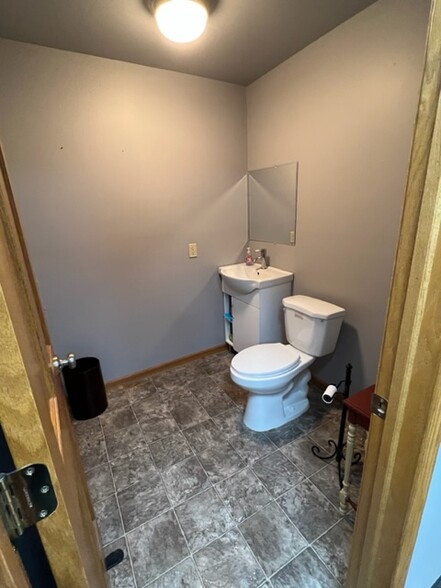 More Photos Of 311-313 Central Ave, Osseo Storefront Retail Office For Sale