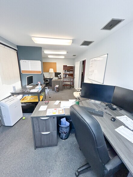 More Photos Of 3512 Godwin Ct, Mobile Medical For Sale