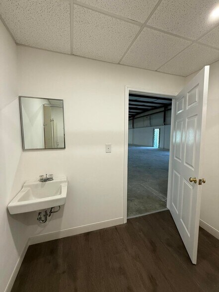 More Photos Of 133 Old Forreston Rd., Greeleyville Light Manufacturing For Sale