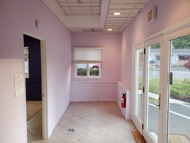 More Photos Of 617 Atlantic City Blvd, Beachwood Office For Lease