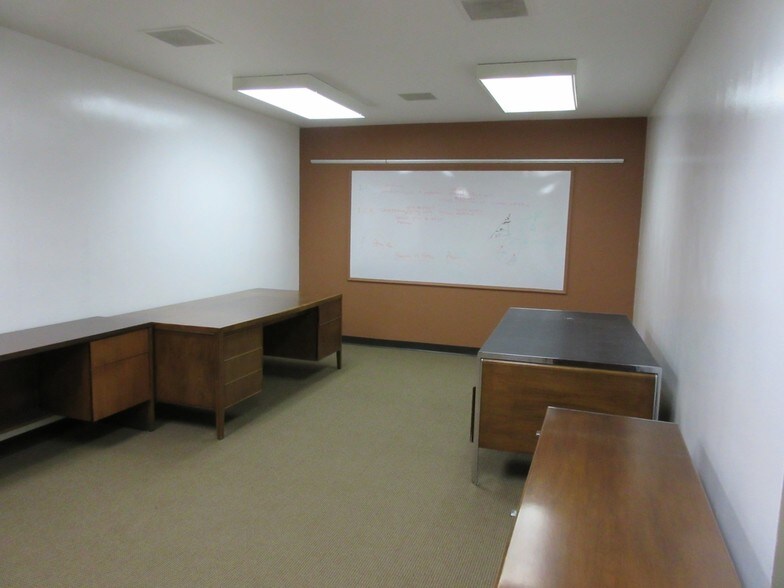 More Photos Of 151 S Rose St, Kalamazoo Medical For Sale