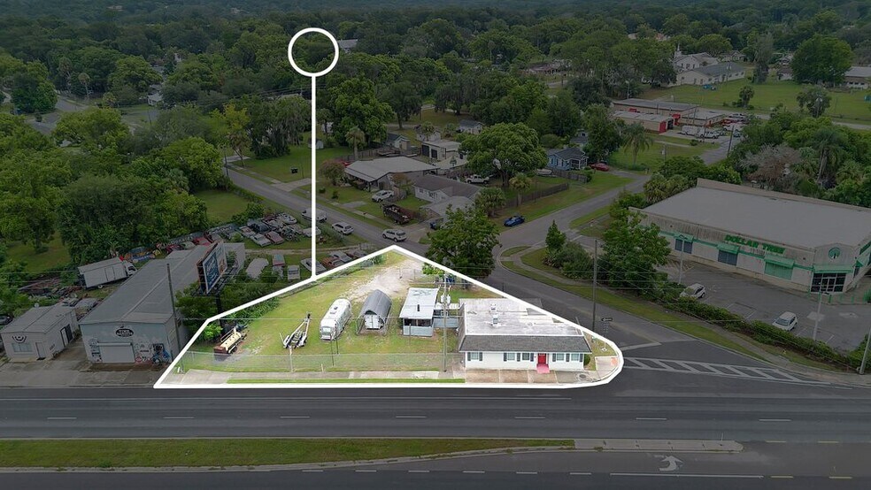 More Photos Of 3101 N Orange Blossom Trl, Zellwood Restaurant For Sale