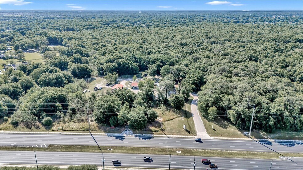 More Photos Of 7846 SW State Road 200, Ocala Garden Center For Sale