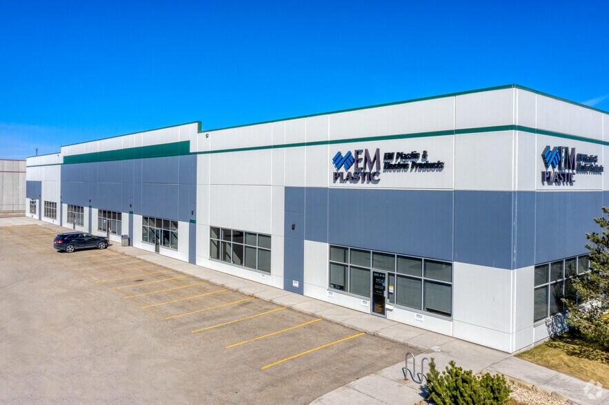 Primary Photo Of 4900 64th Ave SE, Calgary Warehouse For Lease