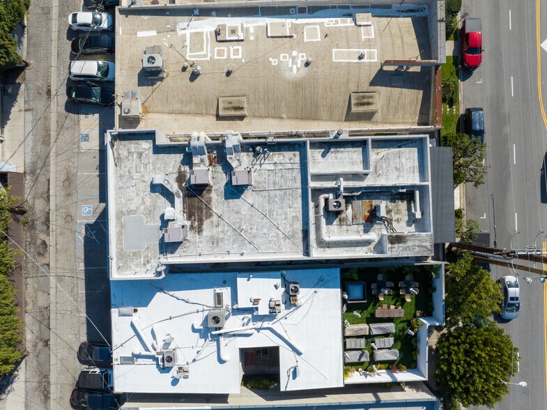 More Photos Of 908-910 N La Cienega Blvd, Los Angeles Storefront Retail Office For Sale