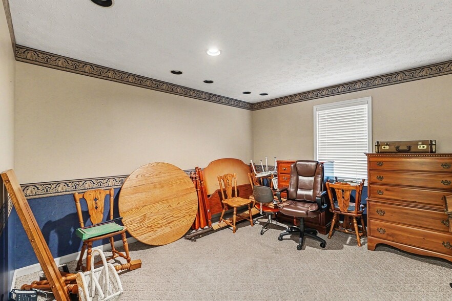 More Photos Of 8493 Campbellton St, Douglasville Office For Sale
