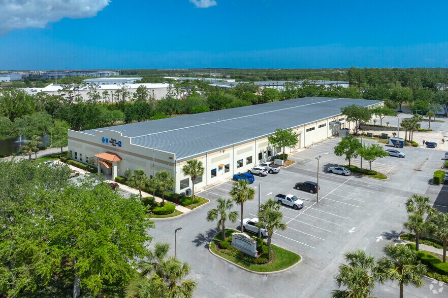More Photos Of 2361 Mason Ave, Daytona Beach Light Distribution For Lease