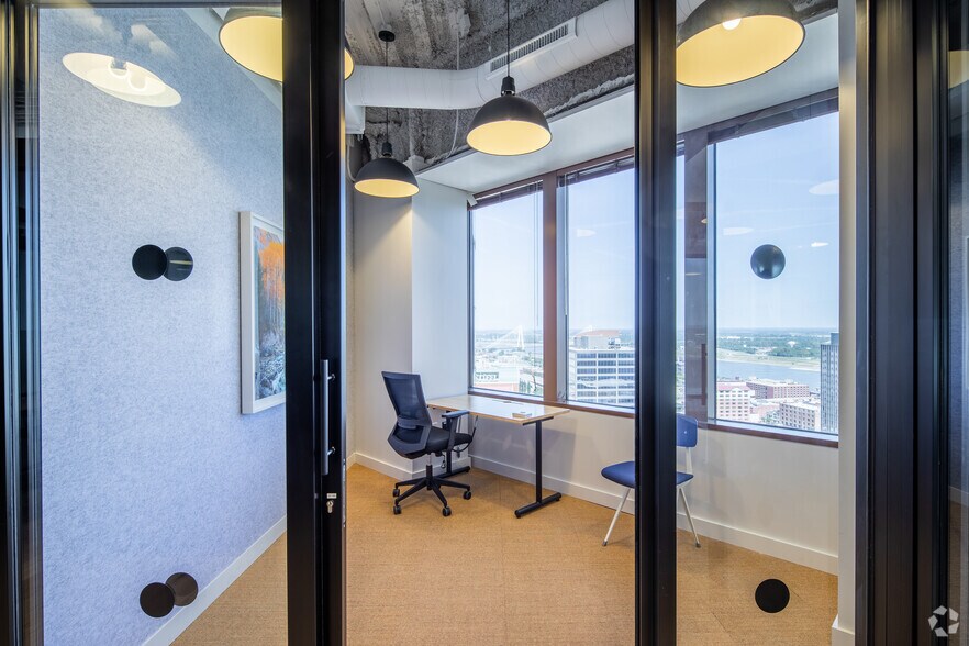 Photo of 16th Floor Ste 