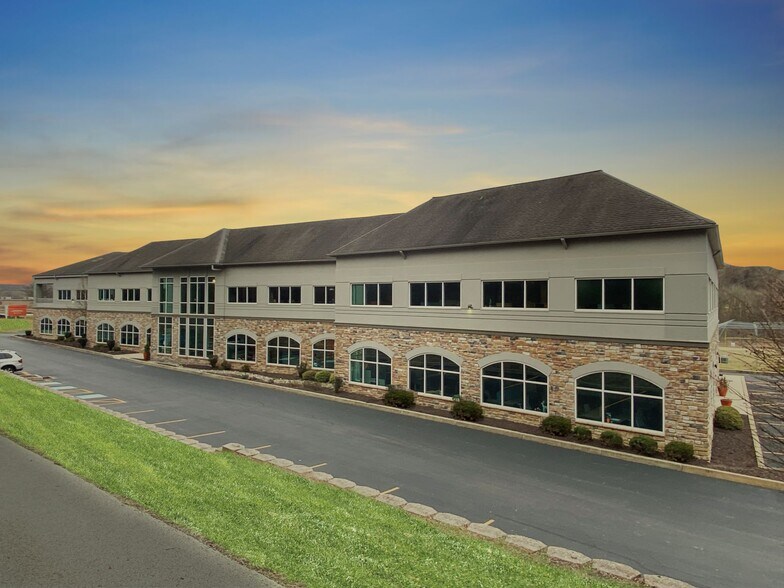 More Photos Of 400 Lapp Rd, Malvern Medical For Lease