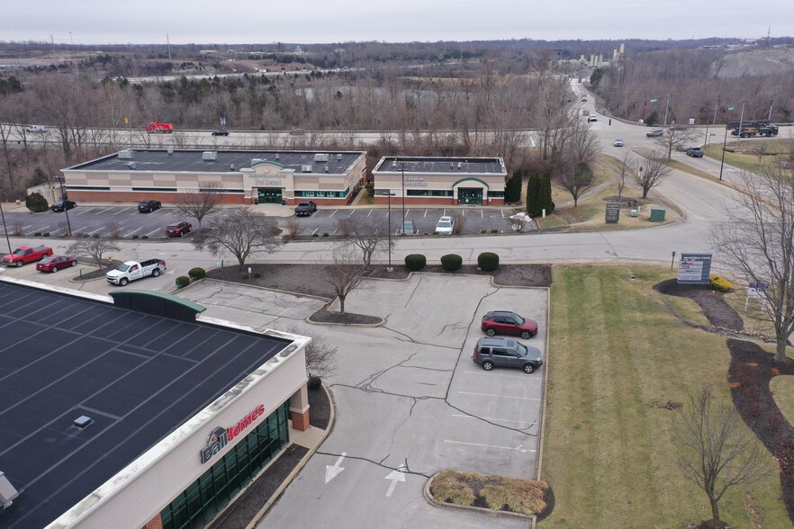 More Photos Of 13300 Magisterial Dr, Louisville Veterinarian Kennel For Sale