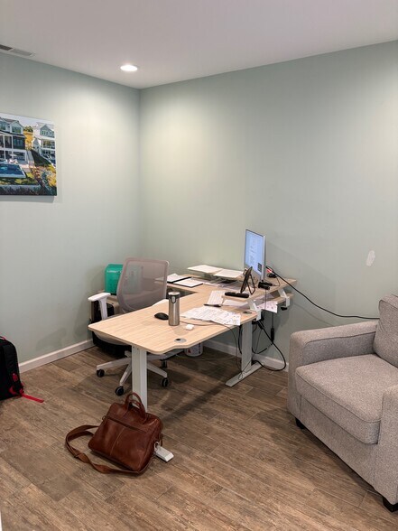 More Photos Of 6420 Amsterdam Way, Wilmington Warehouse For Sale