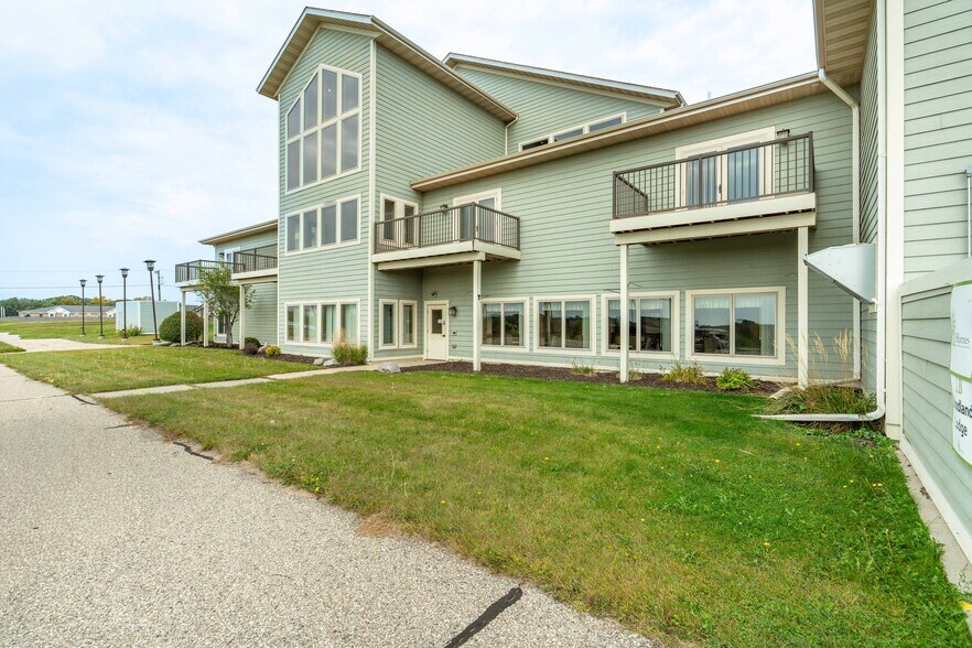 More Photos Of 394 Woodland Dr, Fergus Falls Assisted Living For Sale