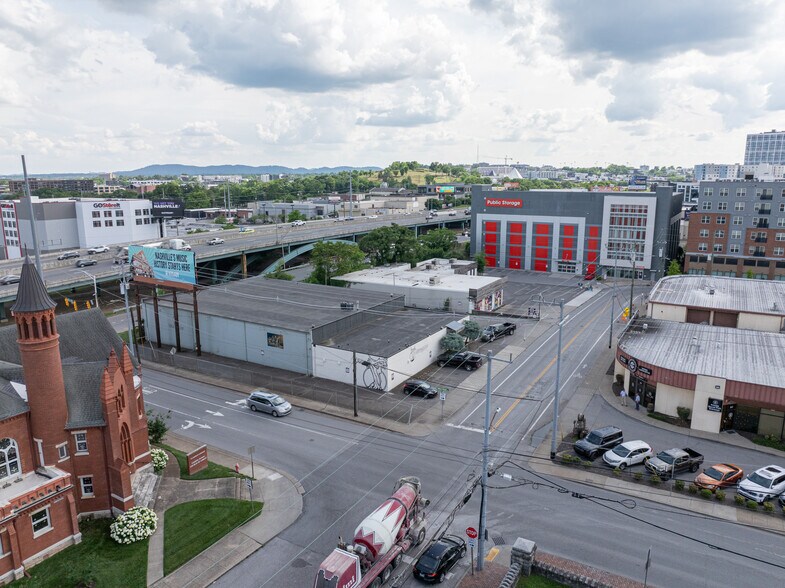 More Photos Of 901 2nd Ave S, Nashville Warehouse For Lease