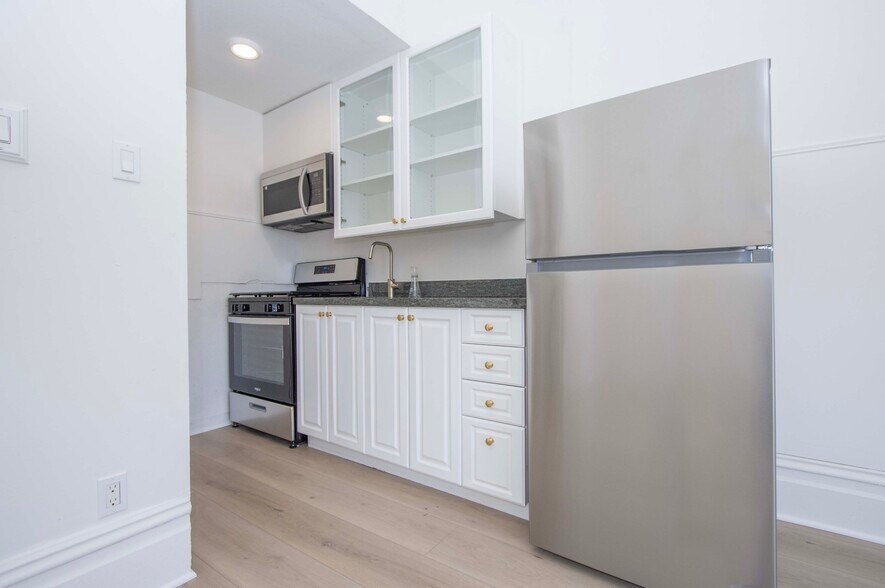 More Photos Of 2976-2980 Mission St, San Francisco Apartments For Sale