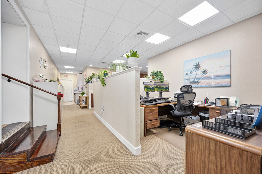 More Photos Of 37 S Halifax Ave, Daytona Beach Schools For Sale