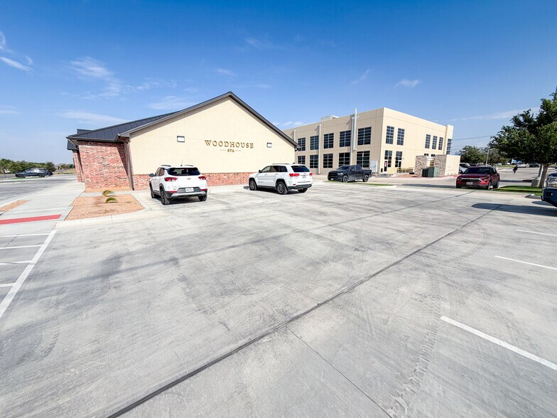 More Photos Of 5400 Frio Dr, Midland General Retail For Sale