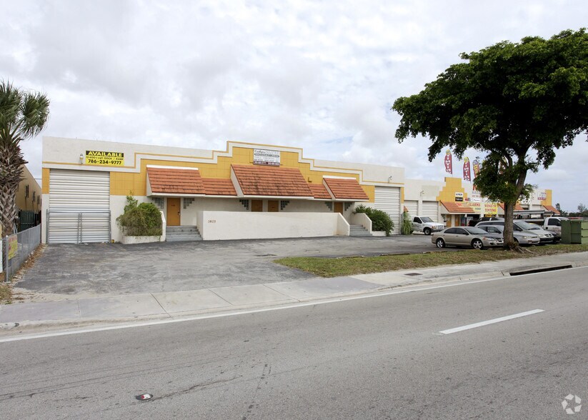 More Photos Of 3821-3825 NW 135th St, Opa-locka Service For Lease