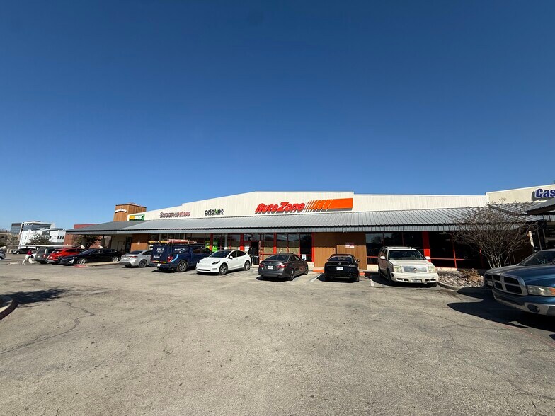 More Photos Of 504-604 E Rosedale St, Fort Worth Unknown For Lease