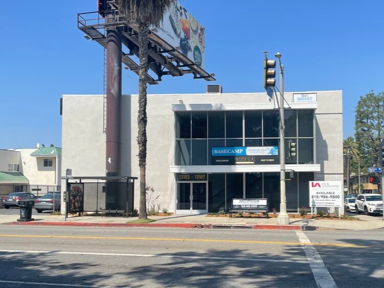 More Photos Of 13103-13107 Ventura Blvd, Studio City Loft Creative Space For Lease