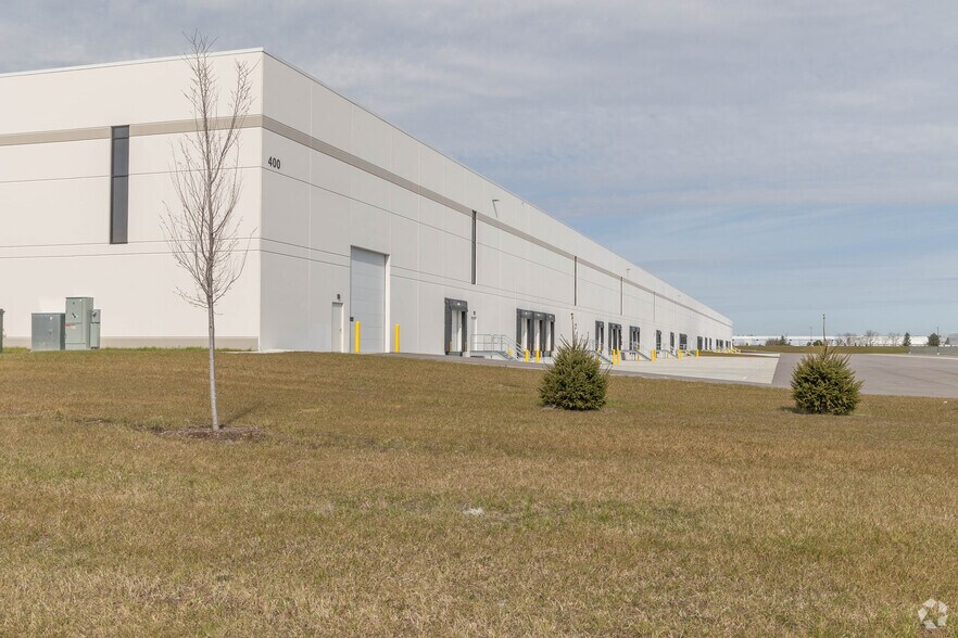 More Photos Of 400 Innovation Dr, Janesville Industrial For Lease