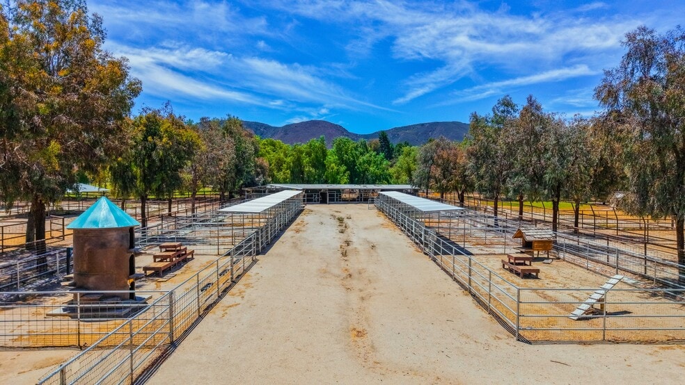 More Photos Of 38831 Pauba Rd, Temecula Land For Sale