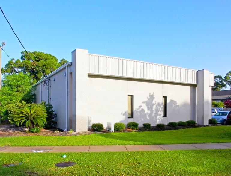 More Photos Of 30 Ferry Rd SE, Fort Walton Beach Office Residential For Sale