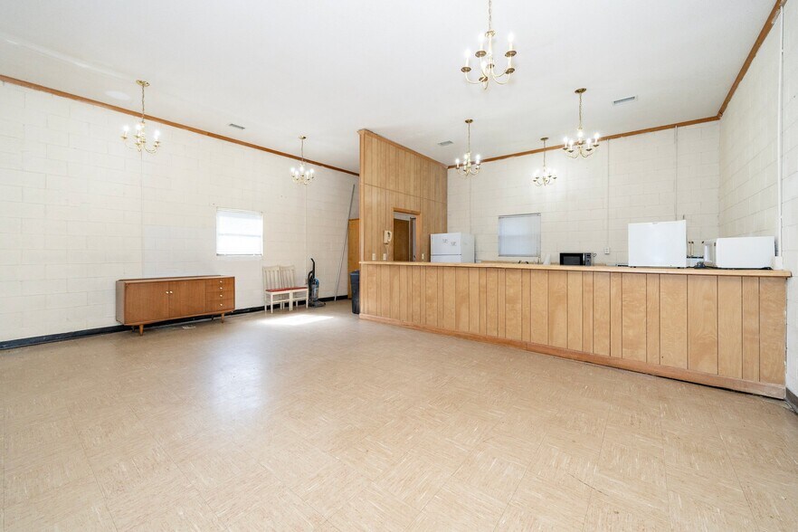 More Photos Of 711 Holt St, Mebane Religious Facility For Sale