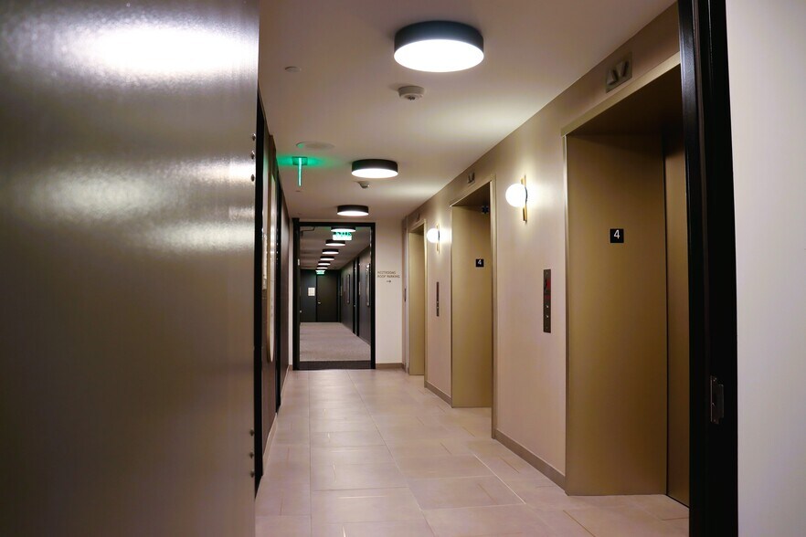 More Photos Of 10921 Wilshire Blvd, Los Angeles Medical For Lease