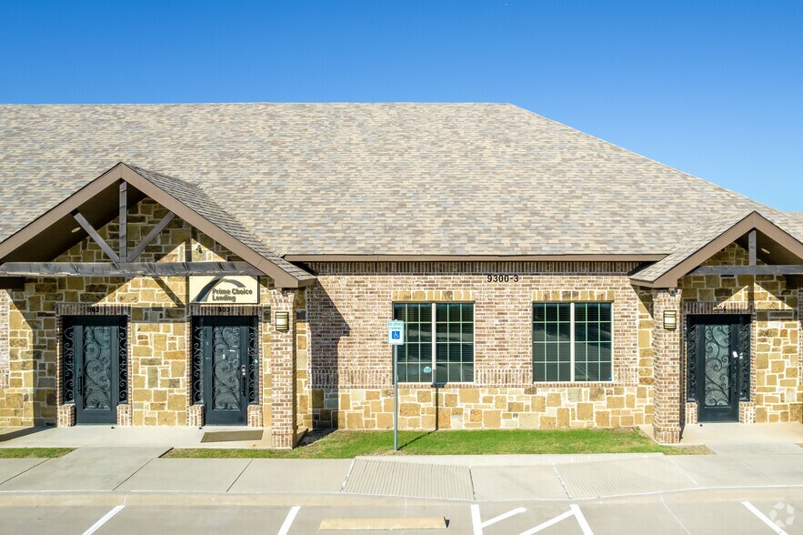 More Photos Of 9300 John Hickman Pky, Frisco Unknown For Lease