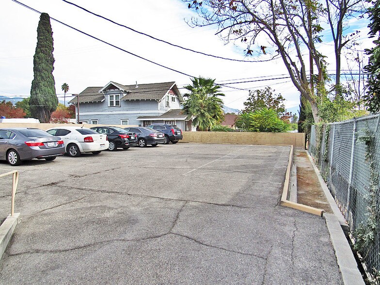 More Photos Of 1681 N Waterman, San Bernardino Medical For Sale