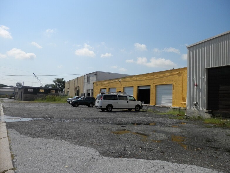 More Photos Of 710 Primos Ave, Primos Warehouse For Lease
